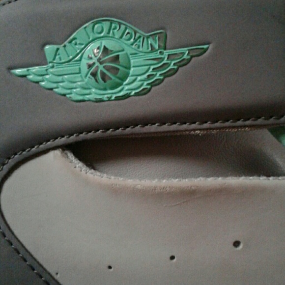 Jordan Carmelo basketball sneakers - Picture 5 of 7